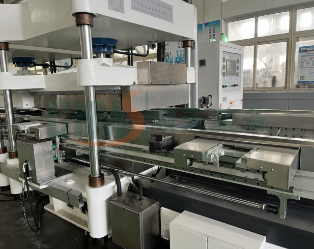 热冷压成型产线