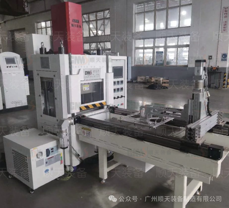 设备发货忙不停 ， 全力以赴为客户！