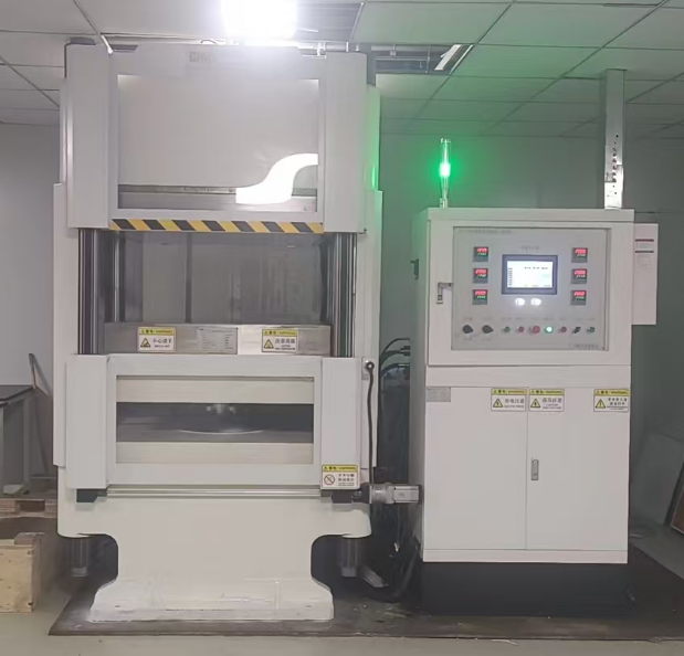 伺服热压成型机在航空航天领域的三大应用