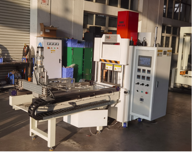 实验室用小吨位伺服热压成型机，这样选型不踩坑！