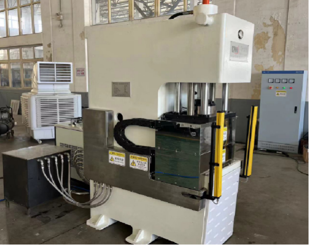 C型热压成型机图片